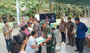 TNI-Dan-BULOG-Bersinergi-Dalam-Rangka-Mewujudkan-Swasembada-Pangan-Melalui-Program-Gerakan-Pangan-Murah-Beras-SPHP-dan-Bantuan-Pangan