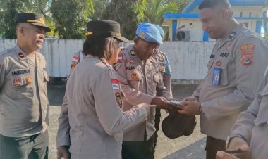 “Tertib-dan-Disiplin-:-Personil-Polsek-Alok-Bebas-Pelanggaran-dalam-Pemeriksaan-Propam”