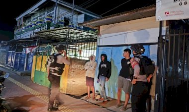 Patroli-Perintis-Presisi:-Sat-Samapta-Polres-Sikka-Jaga-Kamtibmas-Lewat-Aksi-Nyata-di-Tengah-Malam