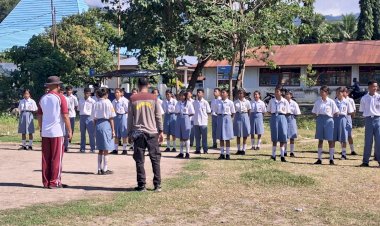 KEGIATAN-LATIHAN-PERATURAN-BARIS-BERBARIS-(PBB)-PASKIBRA-DALAM-RANGKA-HUT-KEMERDEKAAN-RI-KE-80-TAHUN-2025-TINGKAT-KEC.-TANA-WAWO