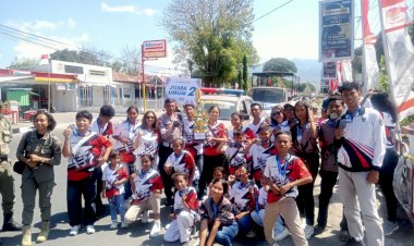 Satuan-Lalu-Lintas-Polres-Sikka-Polda-NTT-Laksanakan-Pengawalan-Juara-Umum-2-Atlet-Taekwondo-Derina-Winners-Klub