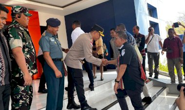 Gubernur-NTT-Dorong-Peningkatan-PAD-dan-Infrastruktur-Saat-Kunjungan-Kerja-di-Sikka