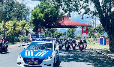 “Satlantas-Polres-Sikka-Polda-NTT-Kawal-Jenazah,-Wujud-Empati-dan-Pelayanan-Prima-kepada-Masyarakat”