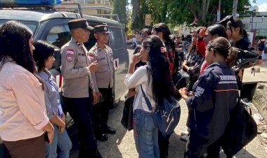 Sat-Binmas-Polres-Sikka-Polda-NTT-Gelar-Himbauan-Kamtibmas-kepada-Mahasiswa-di-Kota-Baru