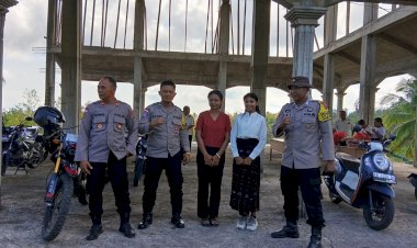 “Ribuan-Umat-Tumpah-Ruah-di-Replika-Betlehem,-Polsek-Nelle-Polres-Sikka-Kawal-Misa-Kerahiman-Ilahi-dengan-Humanis-dan-Kondusif”