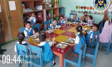 Polsek-Kewapante-Polres-Sikka-Monitor-Penyaluran-Program-Makan-Bergizi-Gratis-di-Kecamatan-Kangae