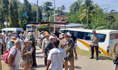 Kehadiran-Polres-Sikka-Polda-NTT-Jadi-Bukti-Dukungan-Nyata-Terhadap-Promosi-Budaya-dan-Pariwisata-Lokal