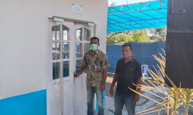 “15.768-Warga-Nikmati-Program-Makan-Bergizi-Gratis,-Polsek-Alok--Polre-Sikka-Turun-Langsung-Awasi-Penyaluran”