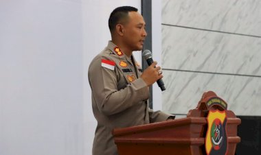 Sembunyikan-Sabu-di-Dalam-Helm,-Pria-Asal-Malang-Diciduk-Satresnarkoba-Polres-Sikka-Polda-NTT