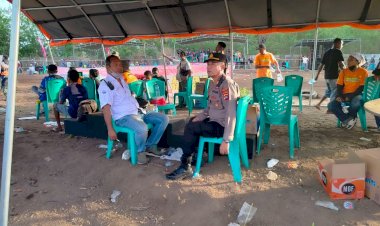 “150-Crosser-Panaskan-Lintasan-Palmira-Tree-Bray,-Polres-Sikka-Polda-NTT-Pastikan-Keamanan-Kejuaraan-Grasstrack-Bupati-Cup-Seri-I”