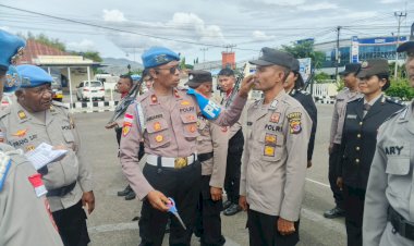 Tegakkan-Disiplin,-Propam-Polda-NTT-Gelar-Ops-Gaktibplin-di-Polres-Sikka