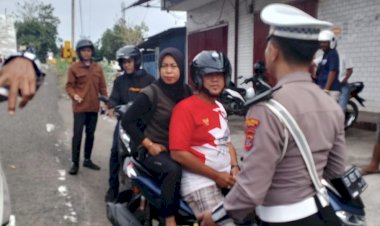 Gelar-Razia-Gabungan,-Sat-Lantas-Polres-Sikka-Polda-NTT-Tegakkan-Disiplin-dan-Cegah-Laka-Lantas