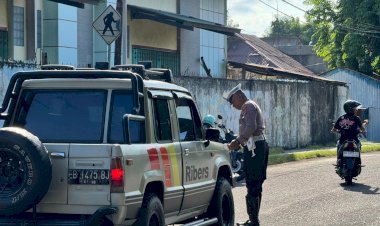 Remaja,-Ojek-hingga-Sopir-Angkot-Disentuh-Operasi-Zebra-Turangga-2025-Satlantas-Polres-Sikka-Polda-NTT