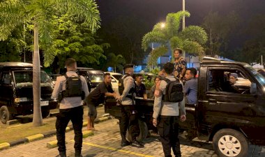 Patroli-Presisi-Digencarkan,-Polres-Sikka-Polda-NTT-Pastikan-Malam-Akhir-Tahun-Aman-dan-Kondusif
