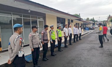 Disiplin-dan-Siaga,-Polres-Sikka-Polda-NTT-Awali-Piket-dengan-Apel-dan-Pengecekan-Menyeluruh