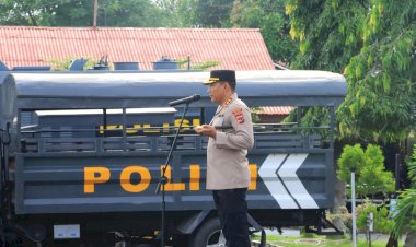 “Menjaga-Marwah-Polri,-Kapolres-Sikka-Tekankan-Disiplin-dan-Etika-dalam-Apel-Pagi”