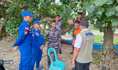 Menjaga-Laut,-Menjaga-Nyawa:-Sat-Polairud-Polres-Sikka-Polda-NTT-Kawal-Keamanan-dan-SAR-Nelayan