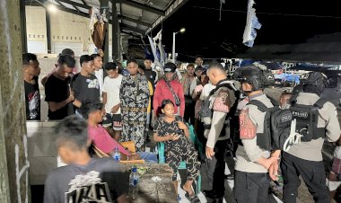 Tegas-namun-Humanis,-Samapta-Polres-Sikka-Polda-NTT-Amankan-Malam-Lewat-Patroli-Presisi