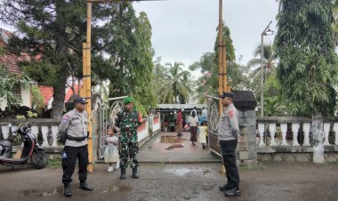 Seabad-Lebih-Gereja-Santo-Ignatius-Loyola-Sikka,-Perayaan-Iman-Berjalan-Khidmat-di-Bawah-Pengamanan-Polres-Sikka-Polda-NTT