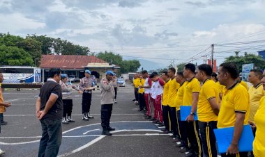 Bentengi-Marwah-Polri,-Propam-Polres-Sikka-Polda-NTT-Gencarkan-Operasi-Gaktibplin