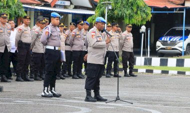Propam-Polres-Sikka-Polda-NTT-Tegaskan-Marwah-Institusi,-Soliditas-Dan-Loyalitas-Bukan-Sekadar-Slogan