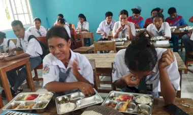 Langkah-Nyata-Menuju-Generasi-Sehat:-47-Ribu-Porsi-MBG-Mengalir-di-Kabupaten-Sikka