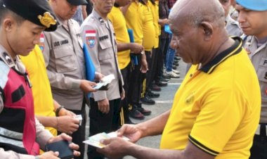 Jaga-Wibawa-Institusi,-Propam-Polres-Sikka-Polda-NTT-Gelar-Operasi-Gaktibplin