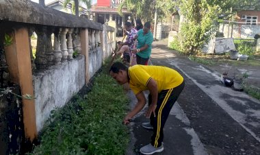 “Polsek-Alok-Polres-Sikka-Bergerak!-Bersama-Warga-Beru-Cegah-DBD-dan-Perkokoh-Kamtibmas