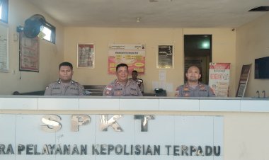 Wakapolres-Sikka-Pastikan-Garda-Terdepan-Pelayanan-Tetap-Siaga-Lewat-Pengecekan-Piket-dan-Buku-Mutasi