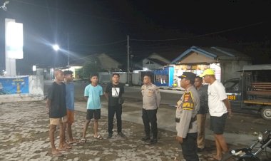 “Menyisir-Kota-di-Jam-Rawan,-Patroli-Presisi-Dialogis-Polres-Sikka-Cegah-Gangguan-Kamtibmas”