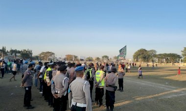 Persami-Maumere-Lolos-ke-Final-Soeratin-U-17,-Pengamanan-Ketat-Polres-Sikka-Pastikan-Laga-Semifinal-Berlangsung-Kondusif