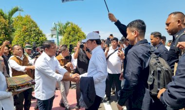 Jejak-Kunjungan-Joko-Widodo-di-Sikka-Terekam,-Humas-Polres-Sikka-Ambil-Peran-dalam-Peliputan-dan-Dokumentasi