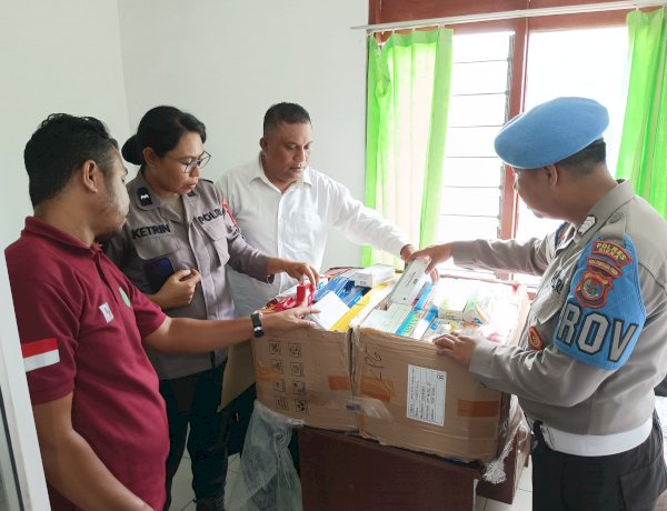 Dukung Kesehatan Personel, Bid Dokes Polda NTT Suplai Logistik Obat ke Polres Sikka