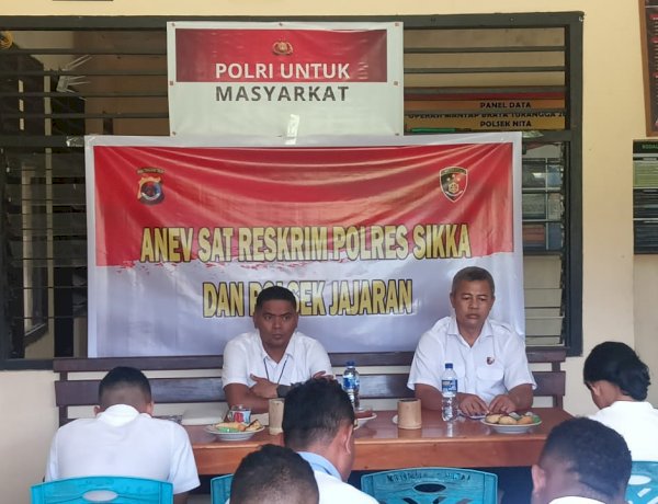 Sat Reskrim Polres Sikka Polda NTT Perkuat Konsolidasi dan Disiplin Penanganan Perkara dalam Anev Bulanan di Polsek Nita