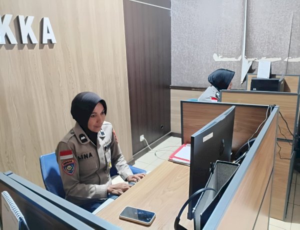 “Respons Cepat Jadi Prioritas, Polres Sikka Polda NTT Pastikan Call Centre 110 Aktif Sepanjang Hari”