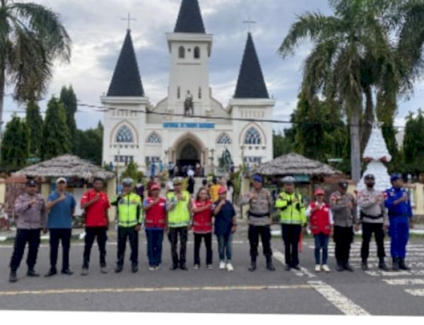 Polres Sikka Polda NTT Pastikan Keamanan, Misa Penutupan Tahun Yubelium 2025 Berlangsung Khidmat Tanpa Gangguan