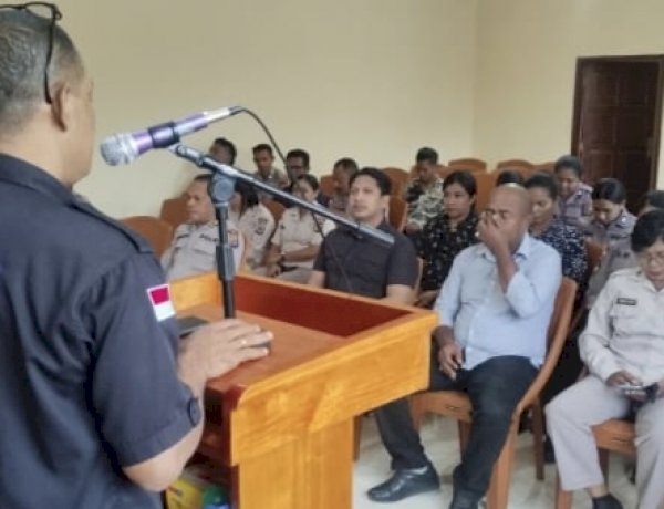 Binroh Lintas Agama, Polres Sikka Polda NTT Bangun Fondasi Moral Personel Polri