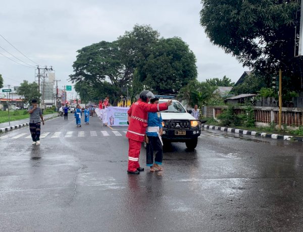 Kirab Salib Suci NYD Warnai Senja Maumere, Keamanan Terjaga Hingga Akhir Kegiatan