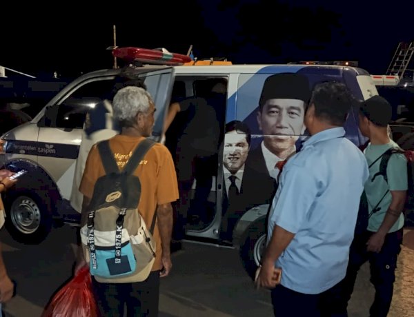 “Monitoring Terpadu Pemulangan PMI, Aparat Pastikan 29 Deportan Tiba Aman di Maumere”