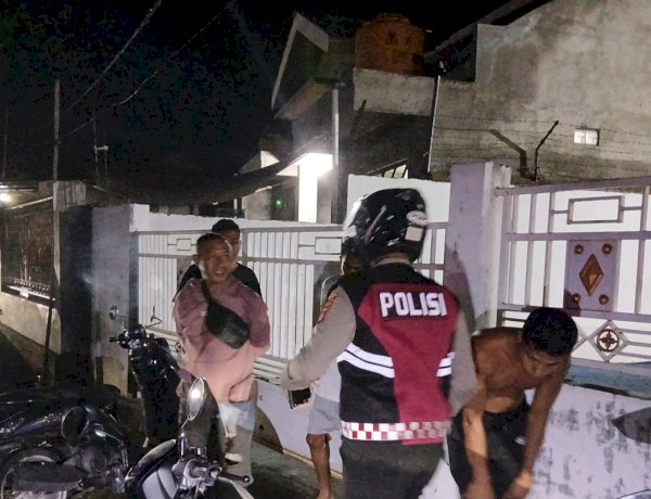 Polres Sikka Polda NTT Hadir di Waktu Sahur: Patroli Presisi Amankan Ibadah Subuh Umat