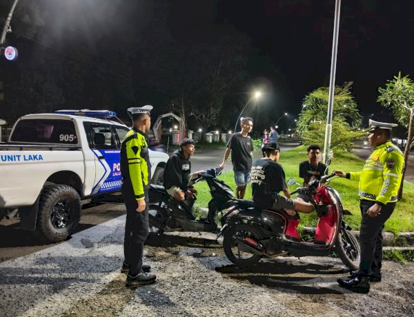 Lampu Biru Mengawal Malam Maumere, Satlantas Polres Sikka Perkuat Pengamanan Operasi Ketupat Turangga 2026