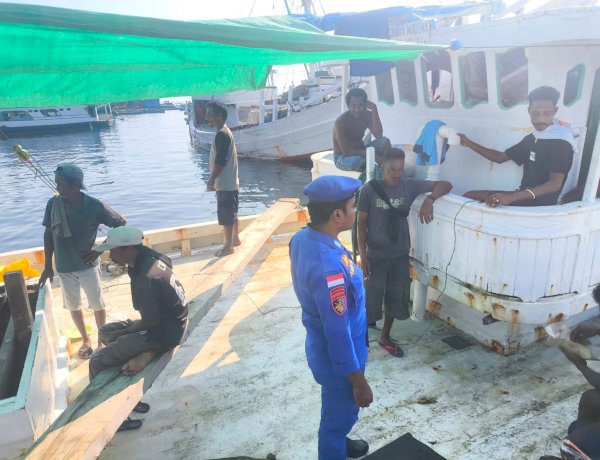 Situasi Perairan Sikka Kondusif, Sat Polairud Gencarkan Imbauan Keselamatan dan Anti Illegal Fishing