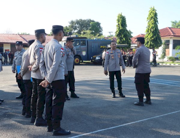 Disiplin Diperketat, Propam Polres Sikka Gelar Gaktibplin di Tengah Apel Fungsi Rutin