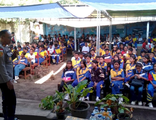 Tak Sekadar Jalan Santai, Polsek Nelle Polres Sikka Bentengi Pelajar SMPN 2 Maumere dari Cyber Crime, Bullying dan Bahaya NAPZA