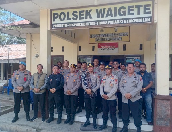 Dari Polsek Waigete Polres Sikka, Wakapolda NTT Titip Pesan Tegas: Soliditas Adalah Kekuatan, Pelanggaran Ancaman bagi Marwah Institusi