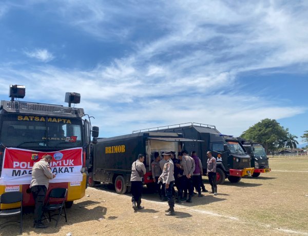Dapur Lapangan Brimob Polda NTB Tiba di Maumere, Perkuat Layanan Konsumsi bagi Pengungsi Gempa