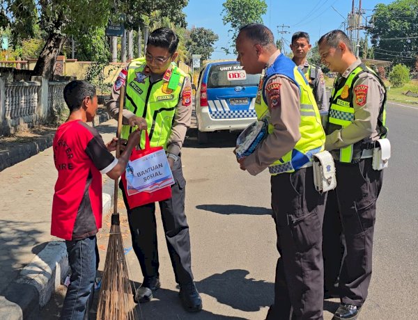 Peduli Kasih Satlantas Polres Sikka, Sentuhan Kemanusiaan untuk Warga yang Membutuhkan
