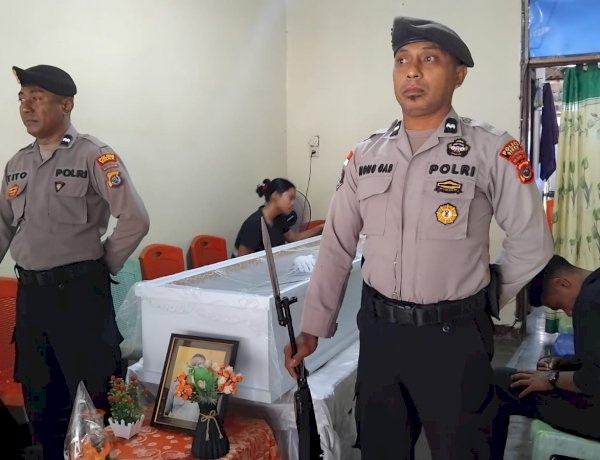 Pengabdian di Penghujung Tugas, Polsek Lela Kawal Penghormatan Terakhir Aiptu I Nengah Mertayasa