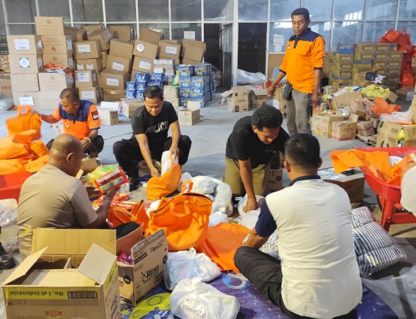 Sinergi Kemanusiaan Polres Sikka dan BPBD, 80 Paket Sembako Disiapkan bagi Warga Terdampak Gempa