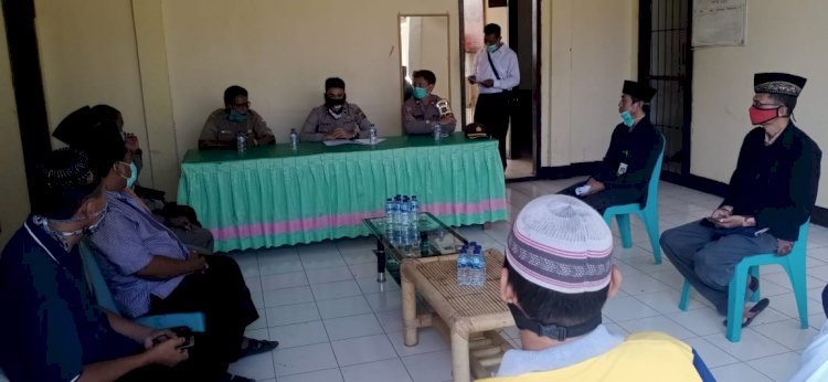 Polsek Alok Gelar Rapat Koordinasi Terkait Menyambut Bulan Suci Ramadhan 1441 H.